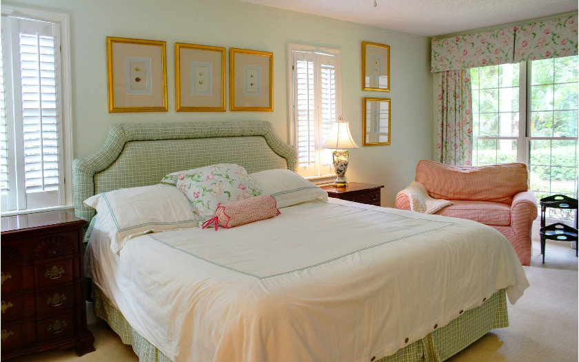 10 Willow Pond Road Fernandina Beach, FL 32034 - Photo 16 of 24 a bedroom with bed and windows