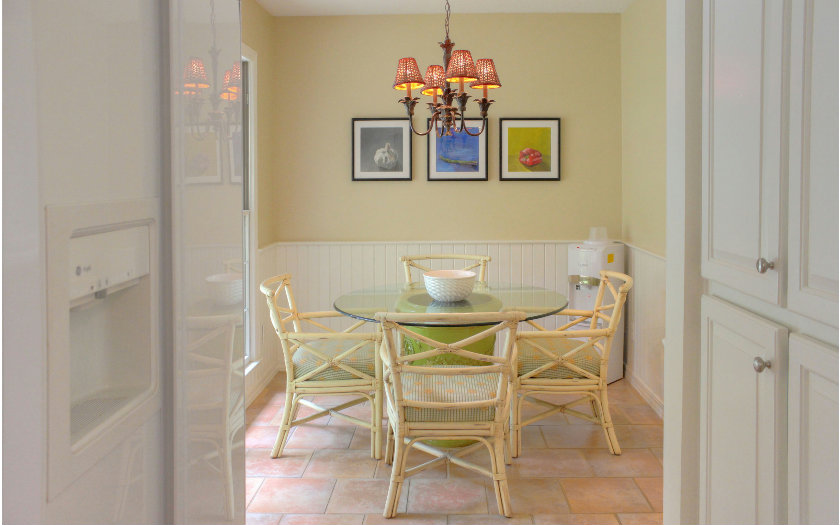 10 Willow Pond Road Fernandina Beach, FL 32034 - Photo 10 of 24 a view of a dining room with furniture and chandelier