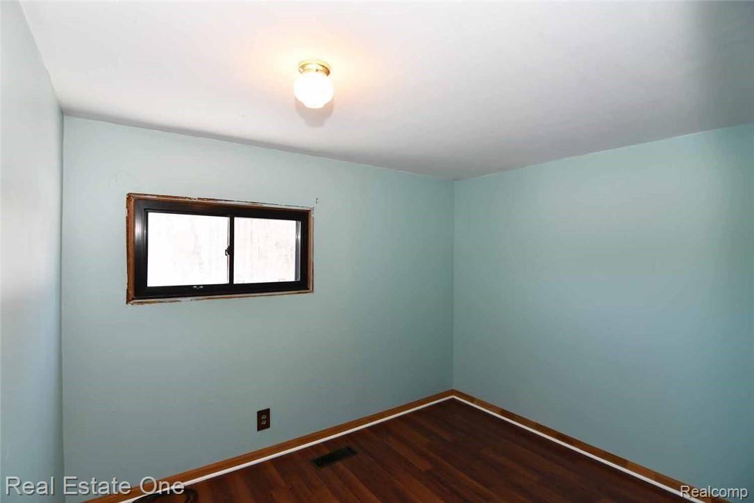 5372 Hammond Road Lapeer, MI 48446 - Photo 35 of 45 DSC_5878.jpg