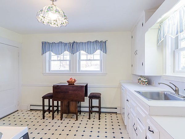 259 Weston Road Wellesley, MA 02482 - Photo 8 of 16
