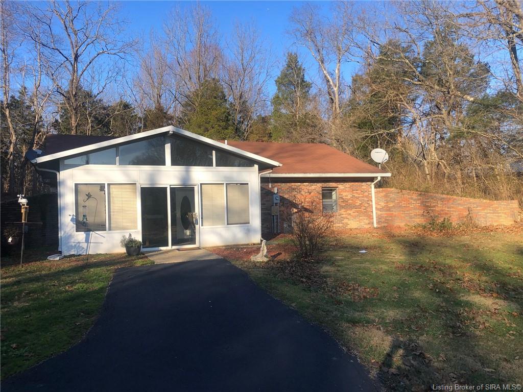810 Lake Road Southwest Corydon, IN 47112 - Photo 1 of 20