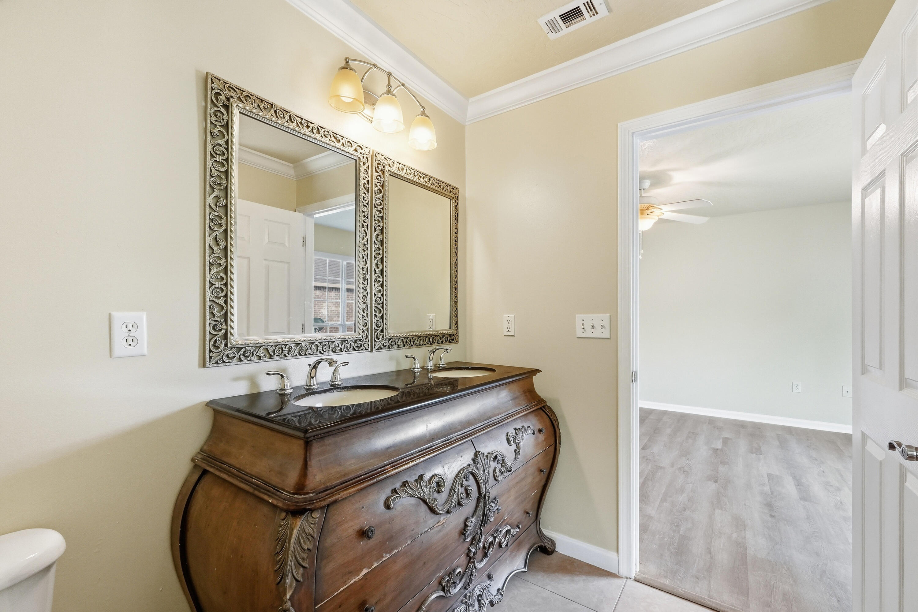 2273 Lewis Street Crestview, FL 32536 - Photo 18 of 34 Master Bath