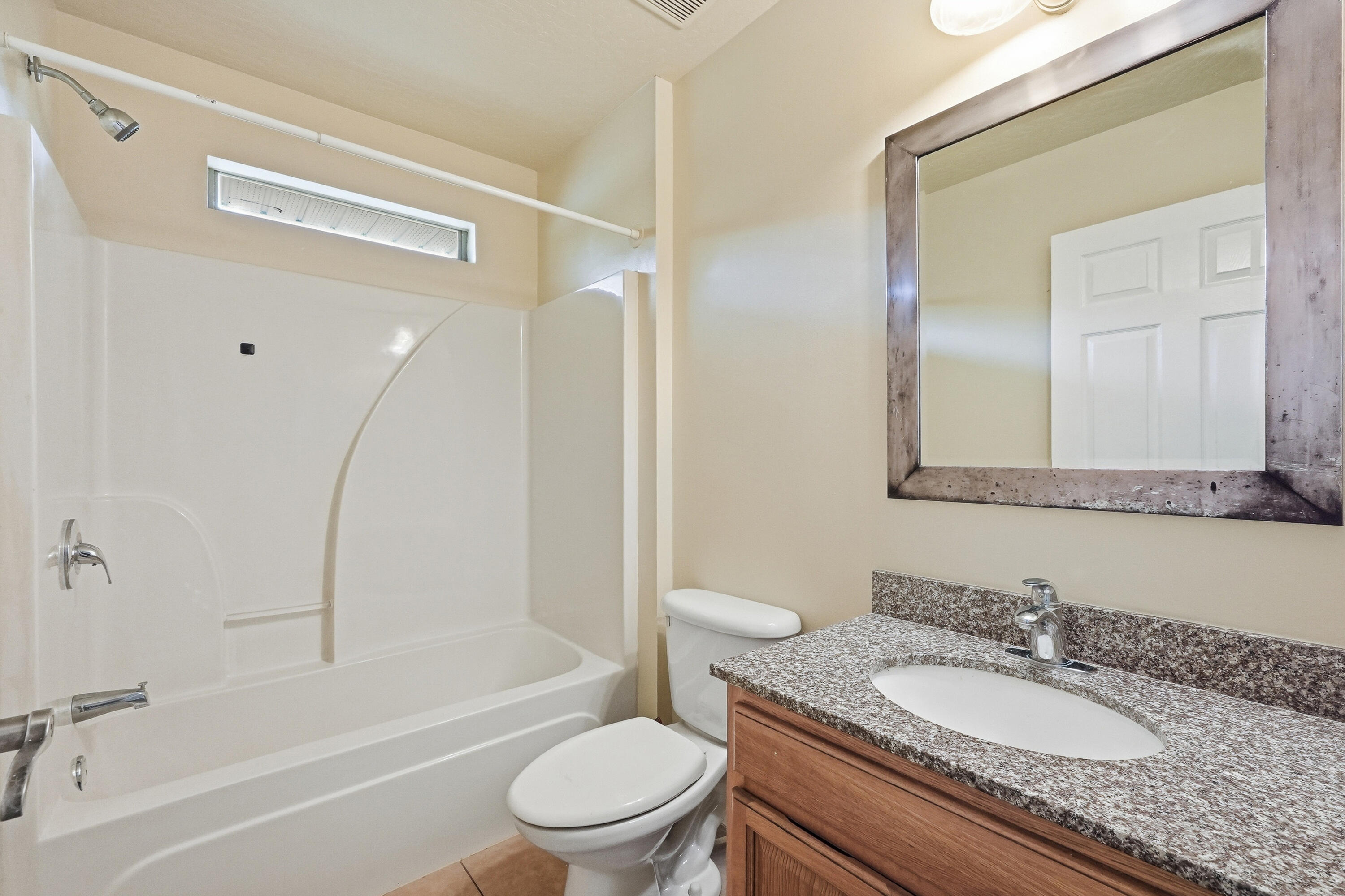 2273 Lewis Street Crestview, FL 32536 - Photo 26 of 34 Hall Bath