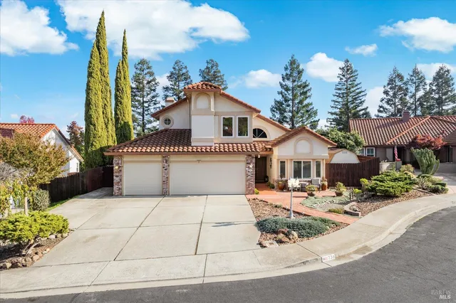 $850,000 | 736 Dellwood Court, Vacaville, CA 95688