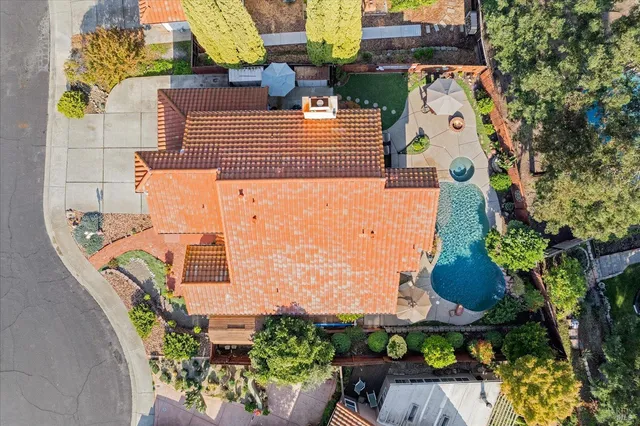 $850,000 | 736 Dellwood Court, Vacaville, CA 95688