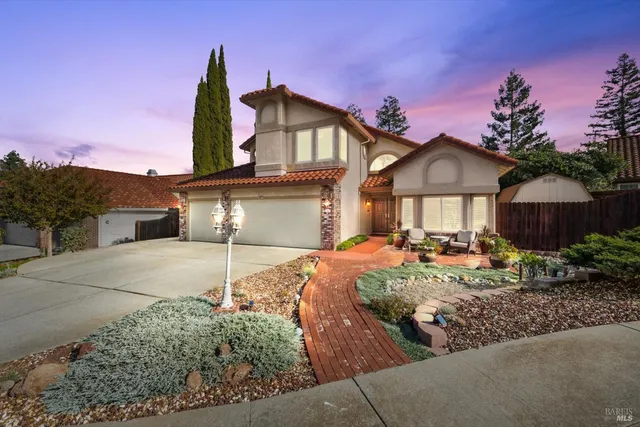 $850,000 | 736 Dellwood Court, Vacaville, CA 95688