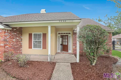 $320,000 | 5232 Rivermeadow Drive, Baton Rouge, LA 70820
