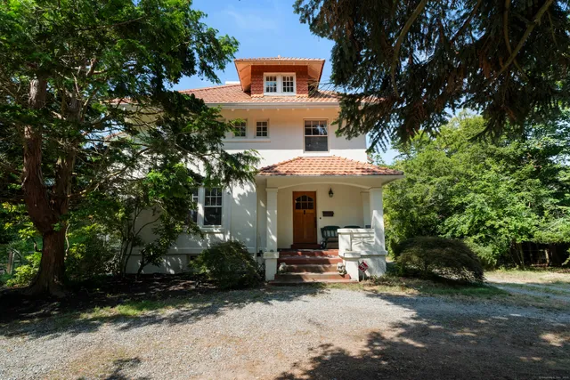 $924,900 | 845 Ocean Avenue, New London, CT 06320