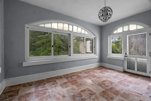 $924,900 | 845 Ocean Avenue, New London, CT 06320