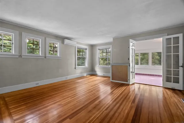 $924,900 | 845 Ocean Avenue, New London, CT 06320