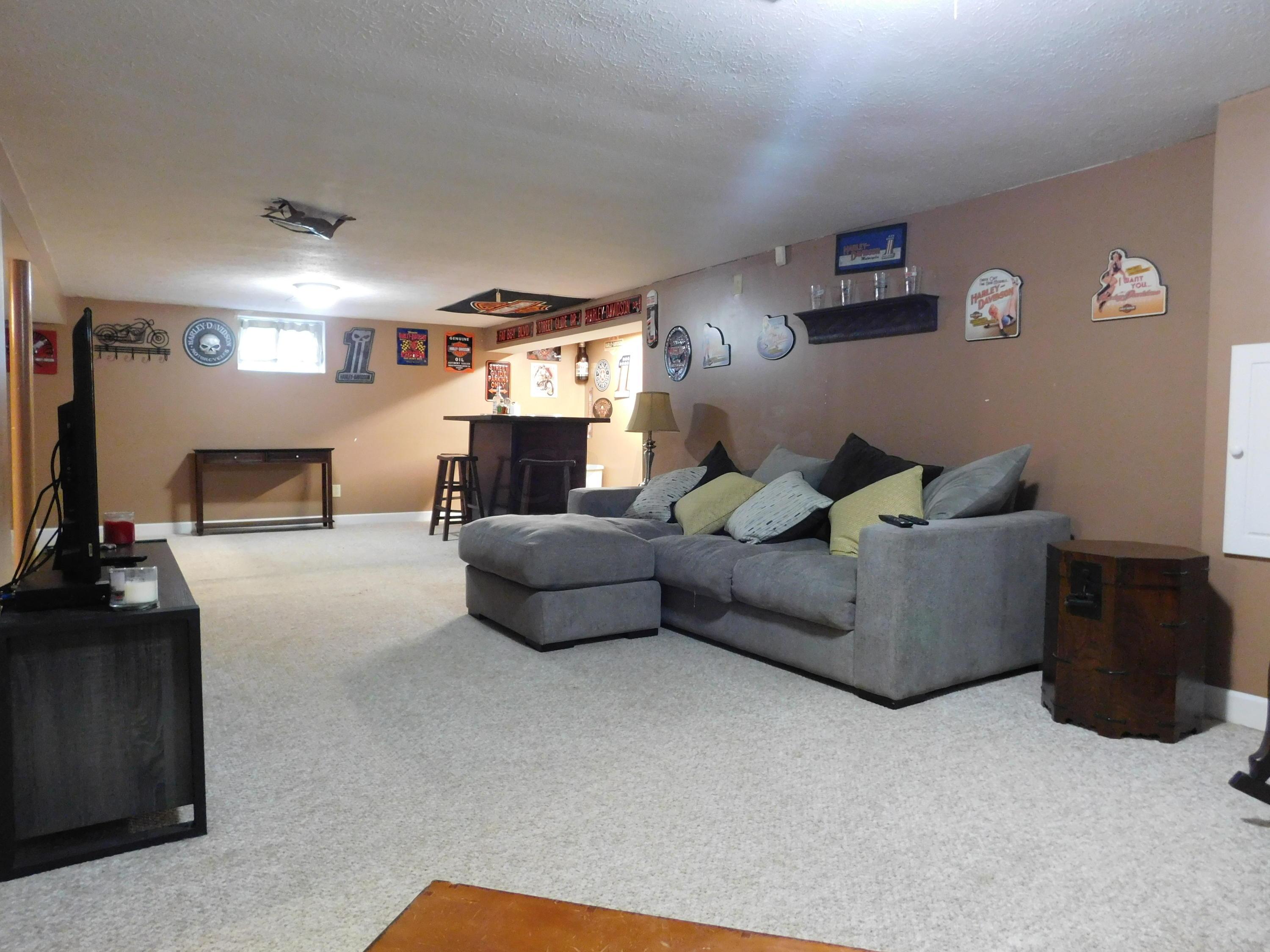 4038 Lynward Road Columbus, OH 43228 - Photo 15 of 29 Gallery Image 15
