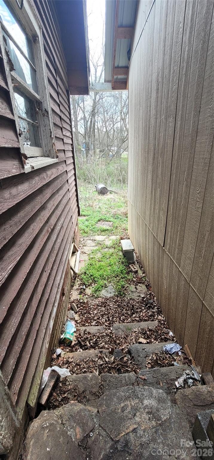 1939 River Road Lincolnton, NC 28092 - Photo 18 of 23 a view of a pathway of a backyard