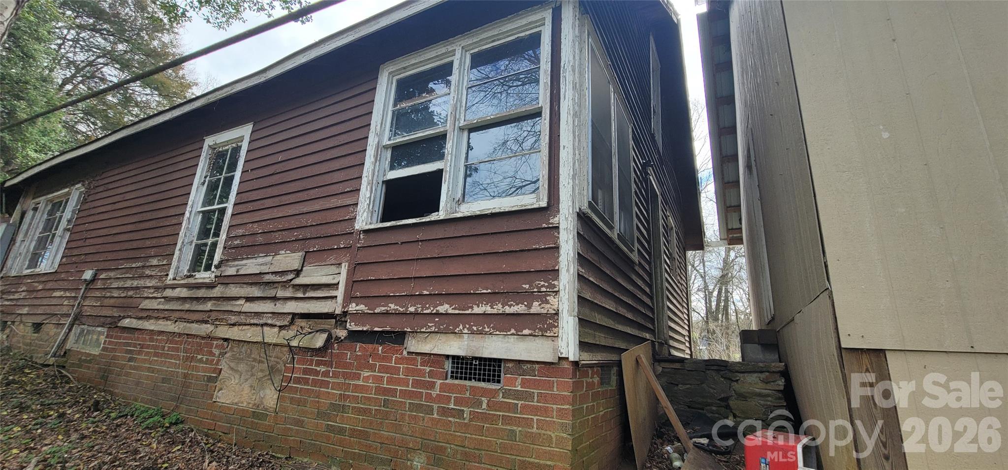1939 River Road Lincolnton, NC 28092 - Photo 21 of 23 a front view of a house with a yard