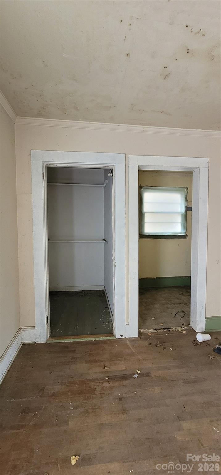 1939 River Road Lincolnton, NC 28092 - Photo 9 of 23 a view of room with walk in closet