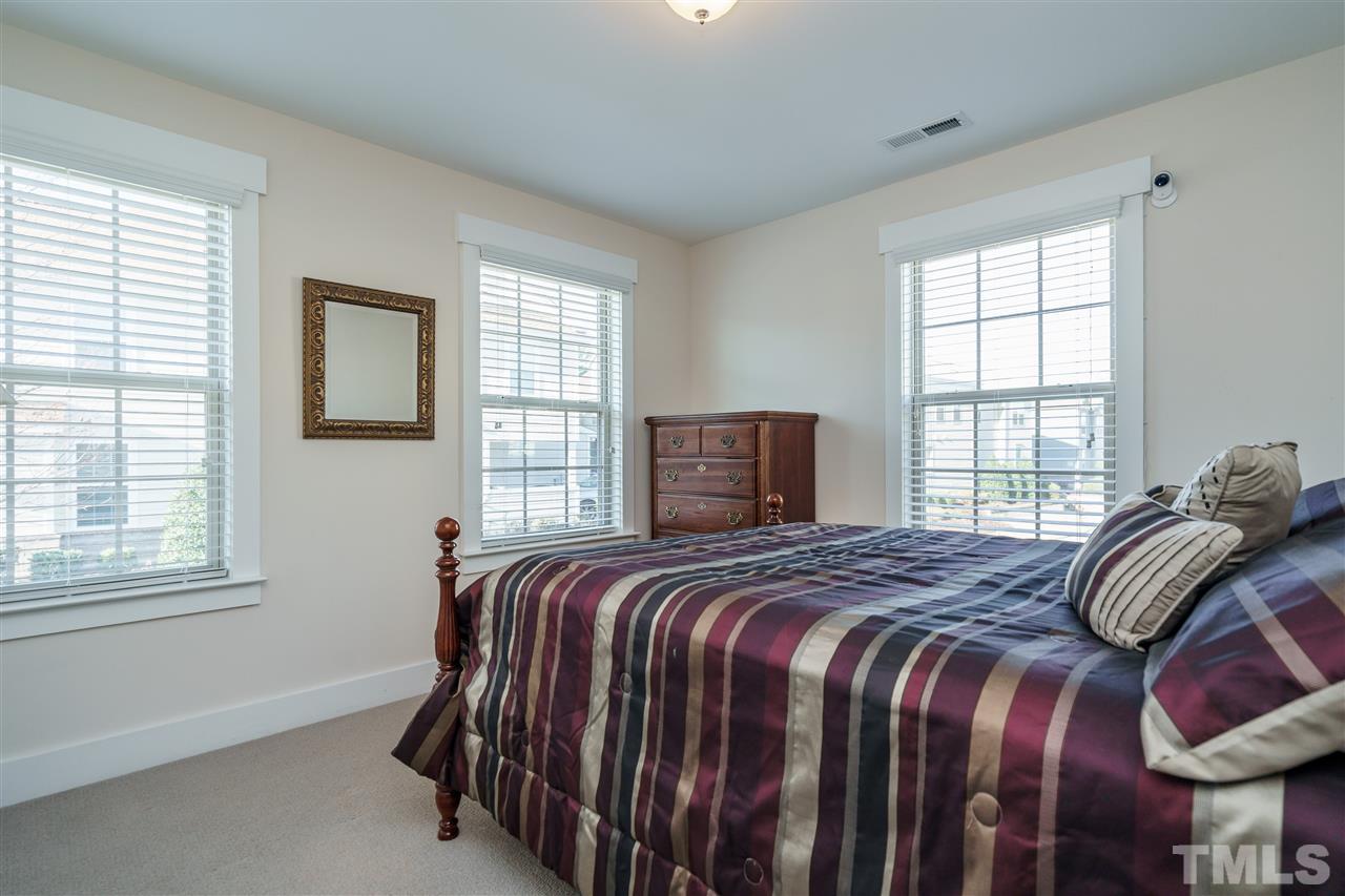 9207 Torre Del Oro Place Raleigh, NC 27617 - Photo 26 of 29 Gallery Image 26