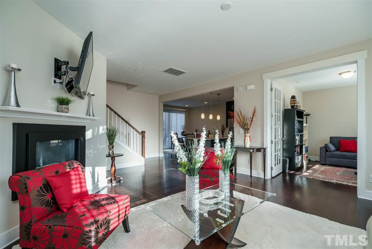 9207 Torre Del Oro Place Raleigh, NC 27617 - Photo 6 of 29 Gallery Image 6