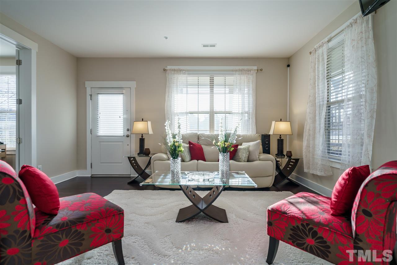 9207 Torre Del Oro Place Raleigh, NC 27617 - Photo 7 of 29 Gallery Image 7