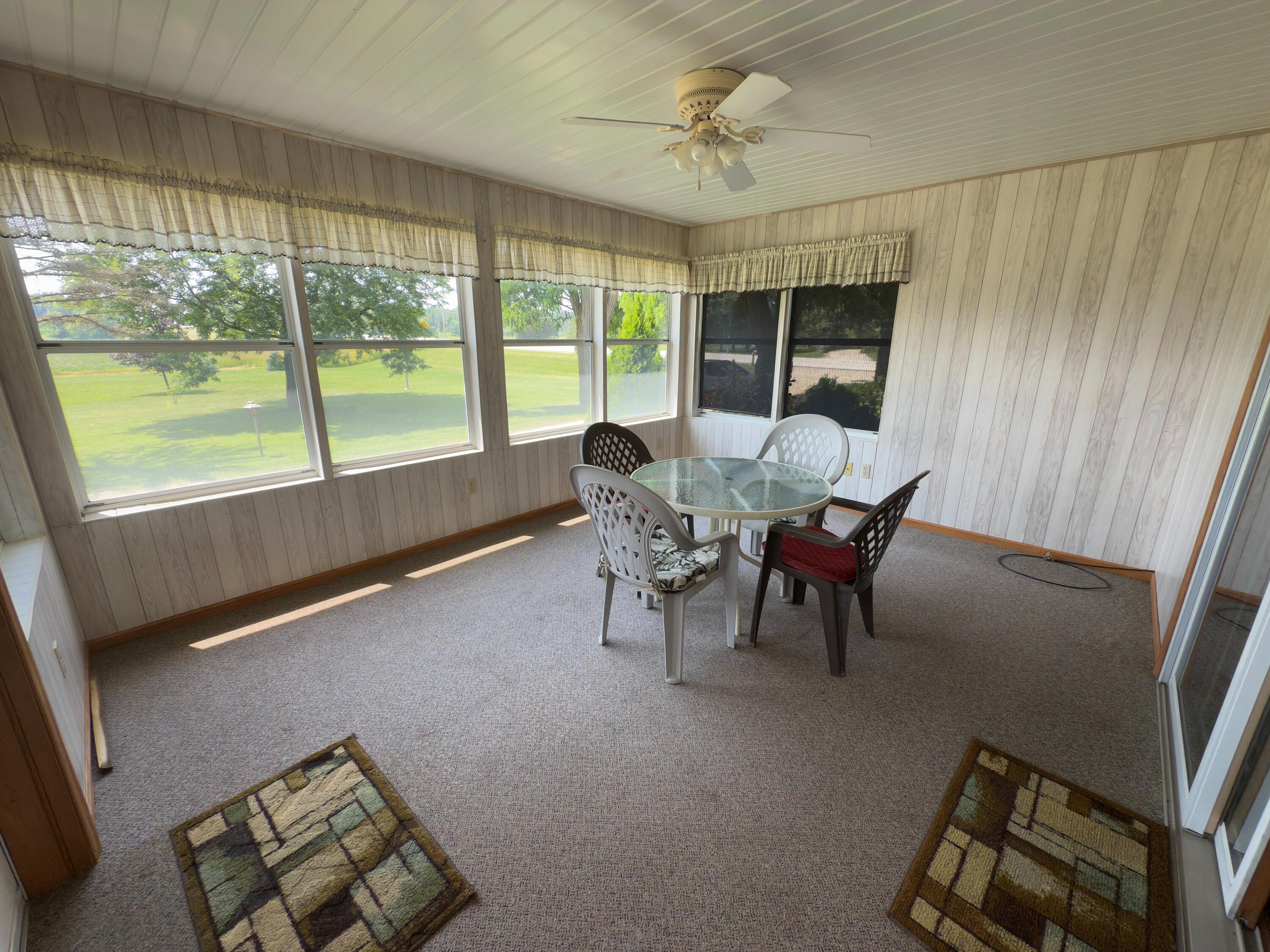 9258 Highway 76 Clayton, WI 54956 - Photo 22 of 83 Four Seasons Room