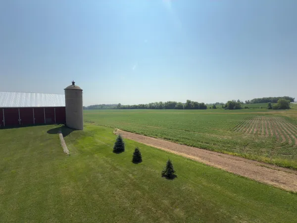 $1,750,000 | 9258 Highway 76, Clayton, WI 54956