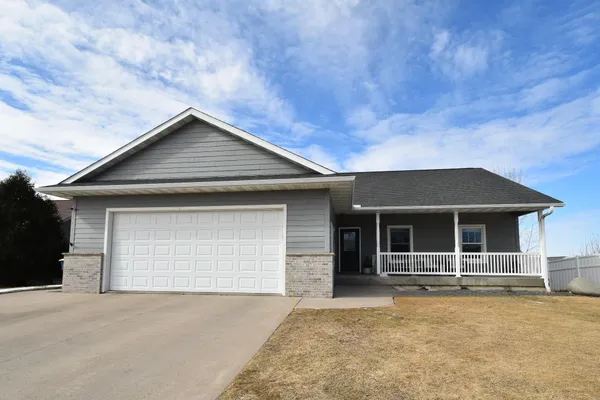 $459,900 | 107 10th Street North, Goodhue, MN 55027