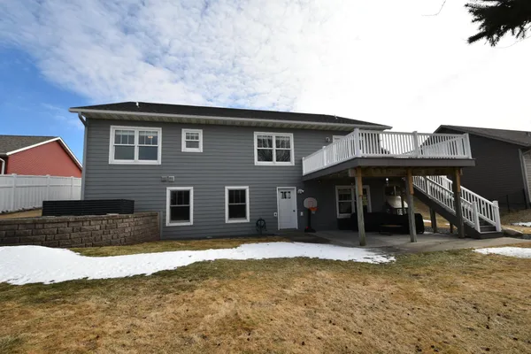 $459,900 | 107 10th Street North, Goodhue, MN 55027