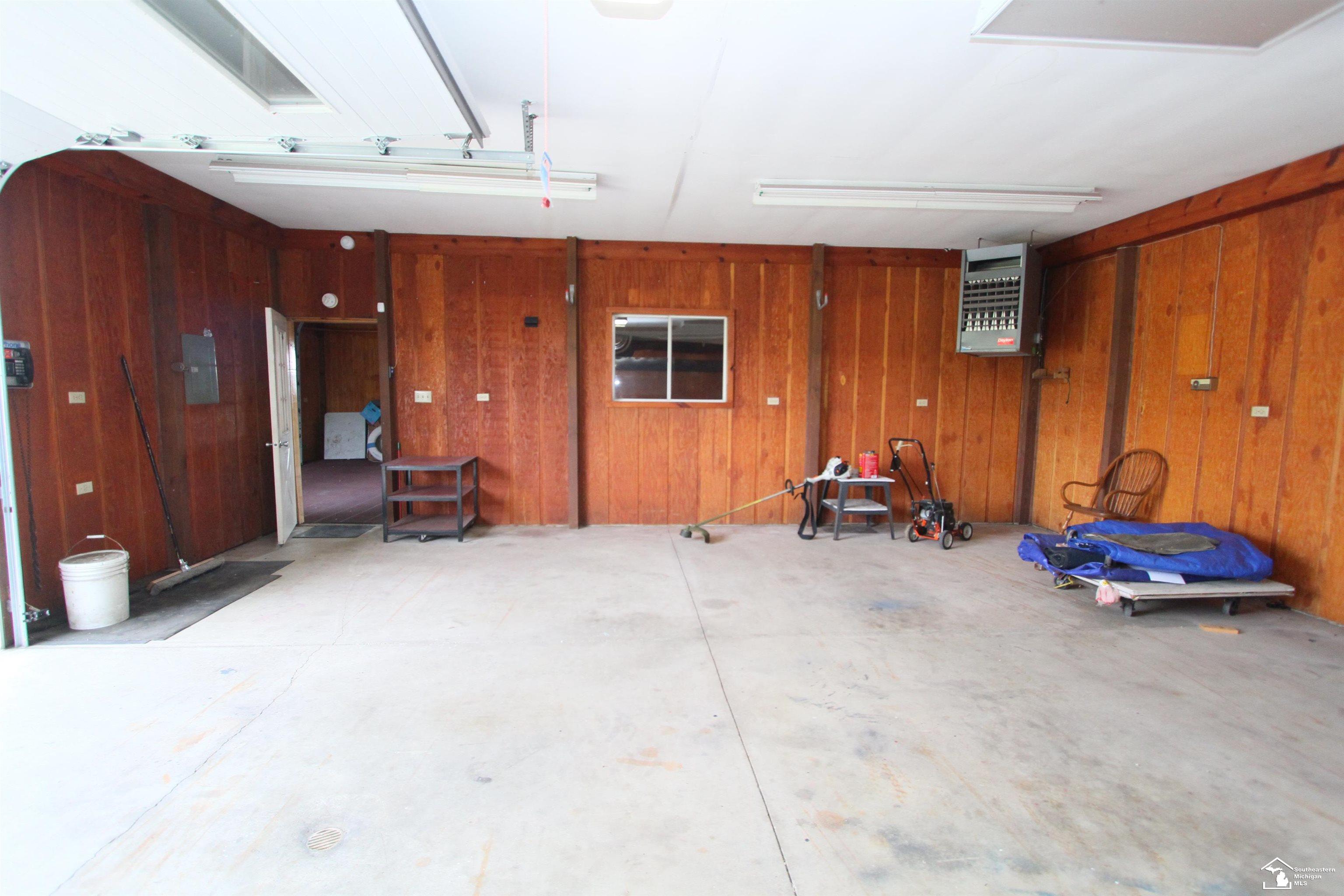 4833 Stadler Road Monroe, MI 48162 - Photo 45 of 59 50189339-608091fc-1649-4622-8f94-5461d2e7183a.JPG