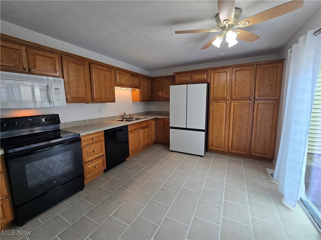 32952 Fern Tree Lane North Ridgeville, OH 44039 - Photo 9 of 31 Gallery Image 9