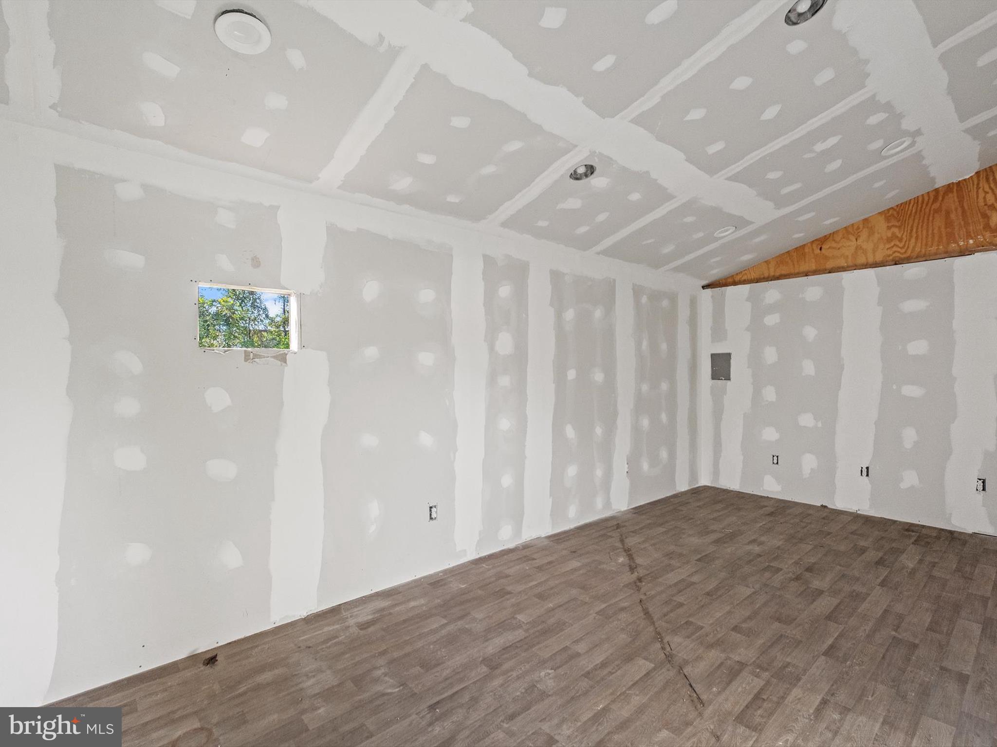 4211 North Point Road Baltimore, MD 21222 - Photo 39 of 40 Gallery Image 39