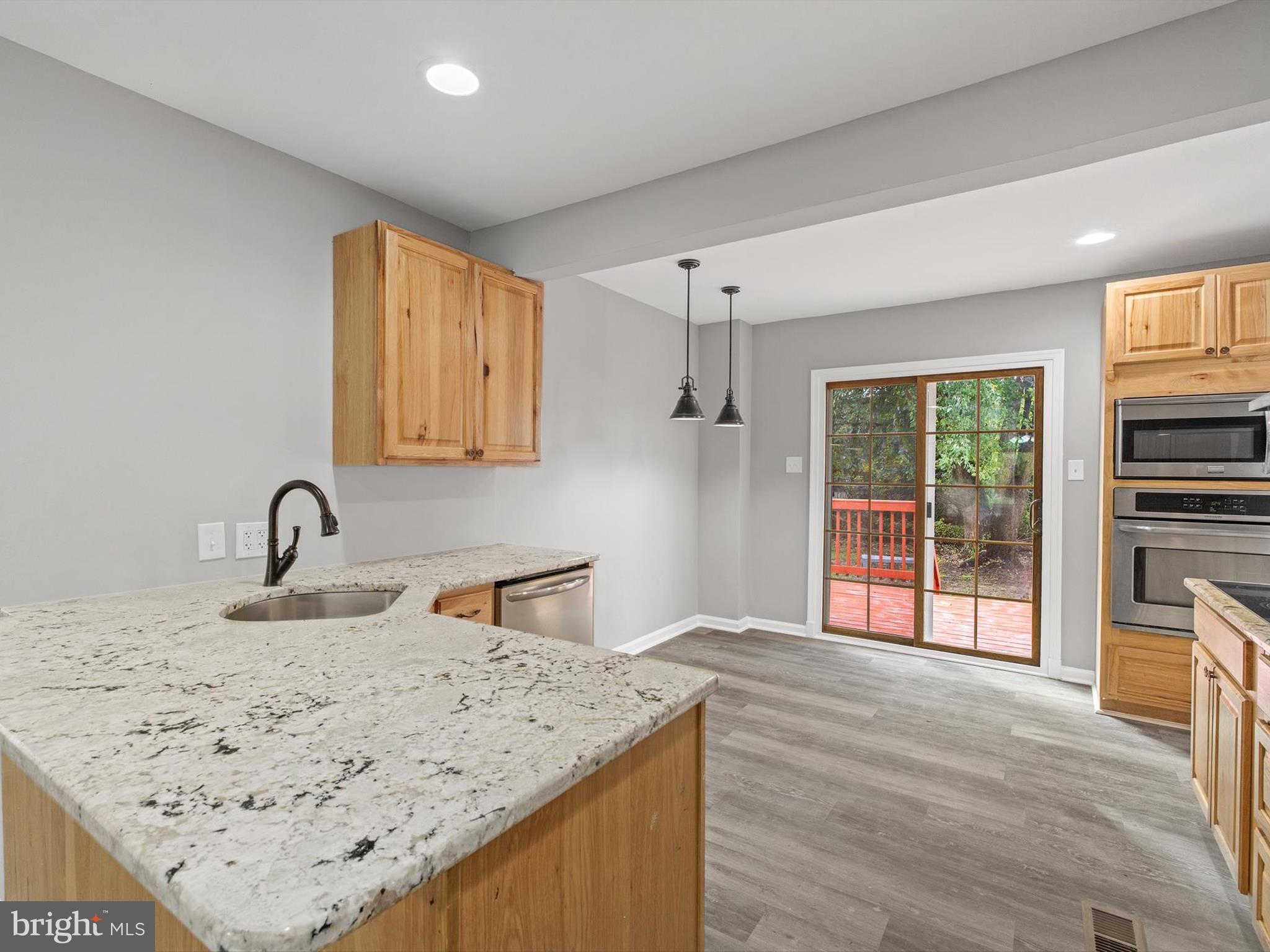 4211 North Point Road Baltimore, MD 21222 - Photo 4 of 40 Gallery Image 4