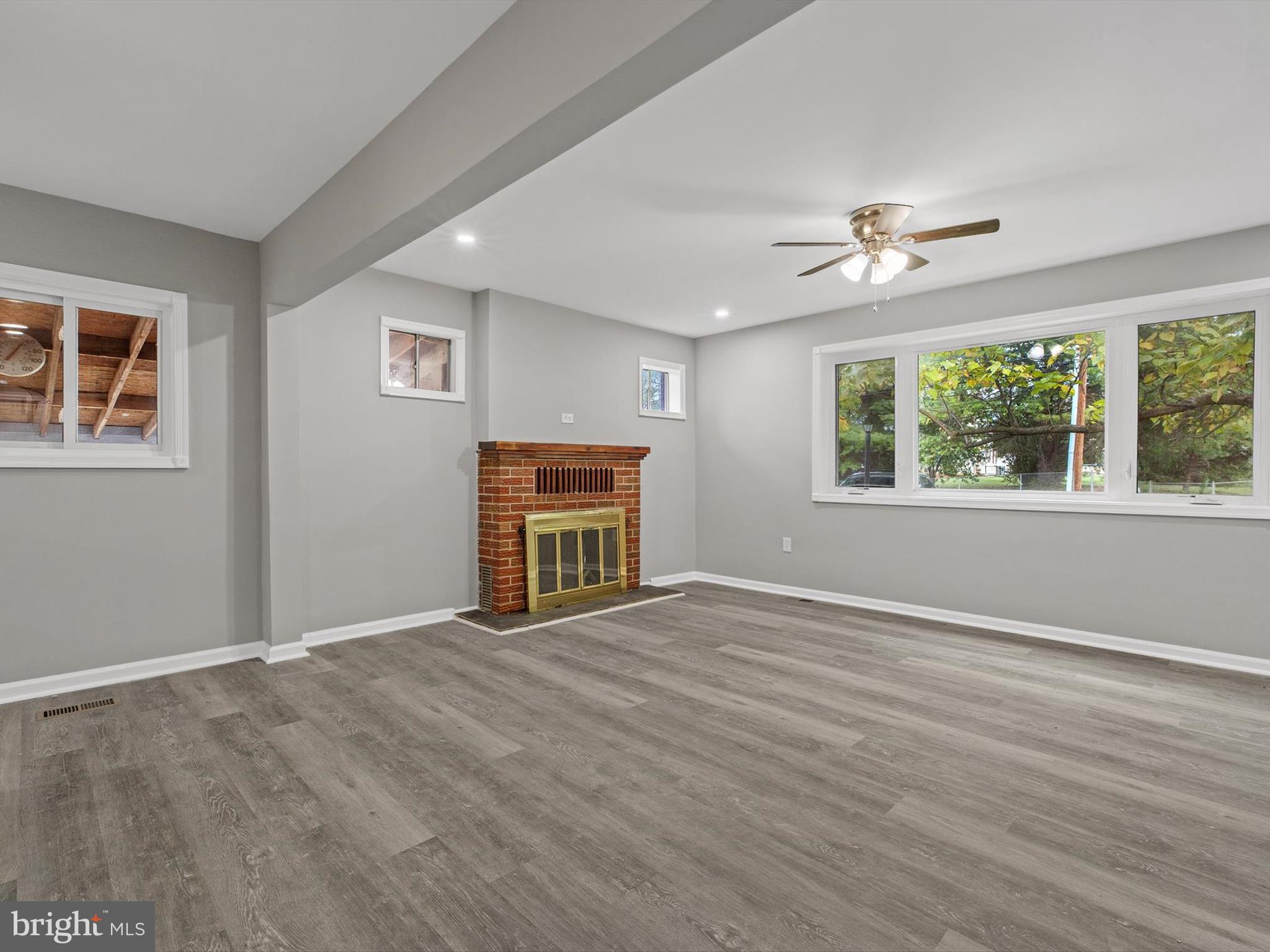 4211 North Point Road Baltimore, MD 21222 - Photo 8 of 40 Gallery Image 8