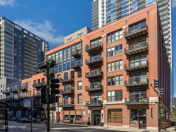 $3,200 | 300 West Grand Avenue, Unit 304, Chicago, IL 60654