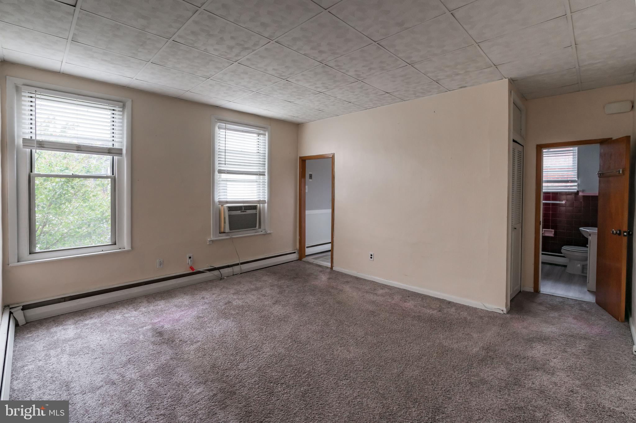 1325 West Porter Street Philadelphia, PA 19148 - Photo 1 of 17