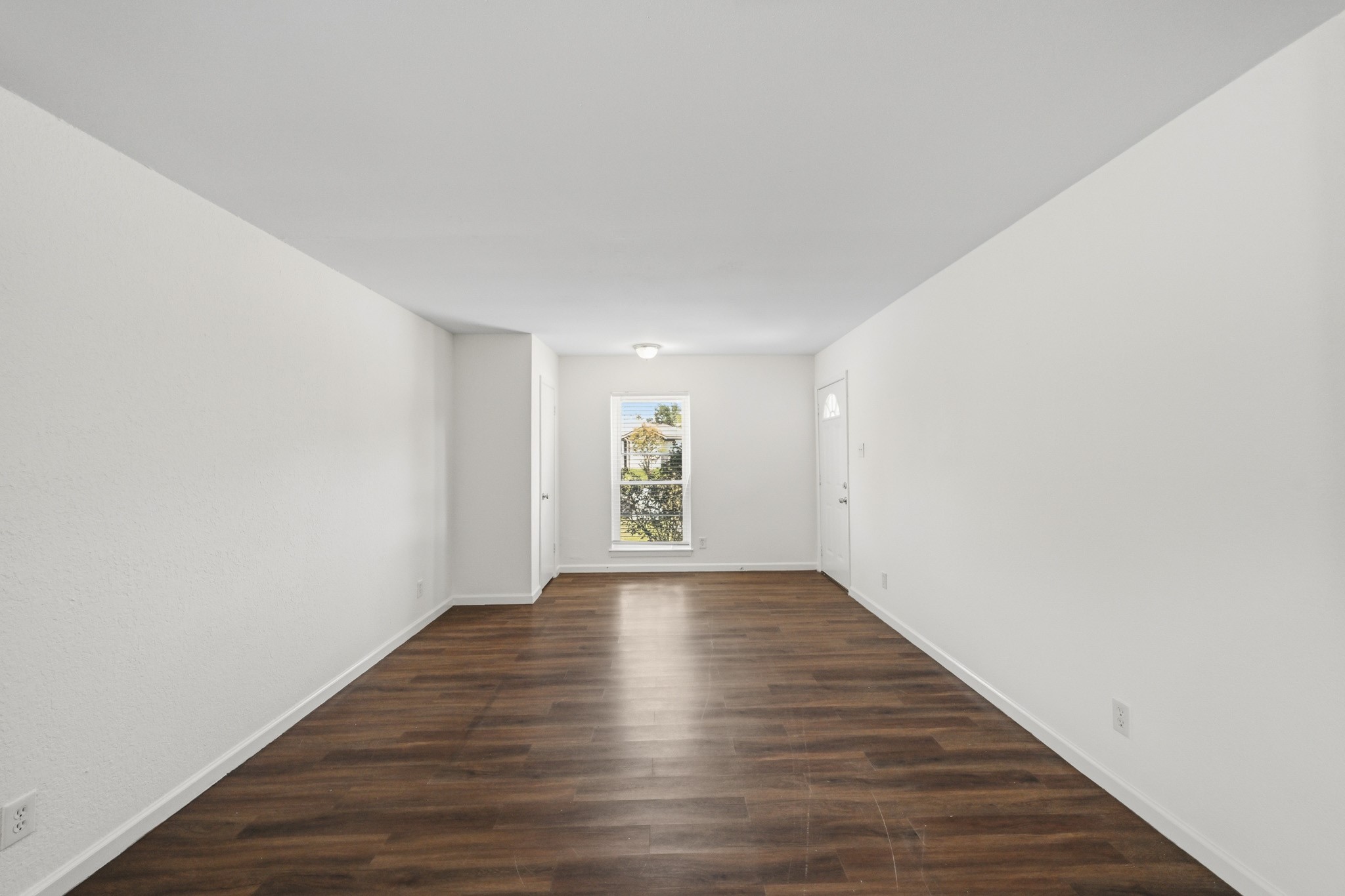 7303 Housman, Unit B Houston, TX 77055 - Photo 10 of 19 Gallery Image 10