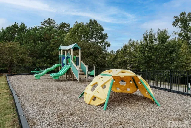 a view of outdoor space with entertaining space