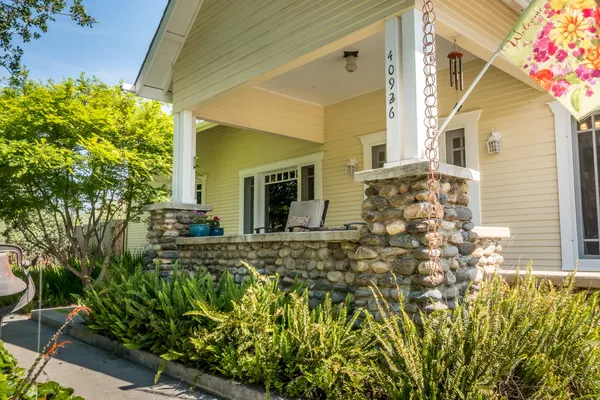 $810,000 | 40926 Old Three Rivers Road, Three Rivers, CA 93271