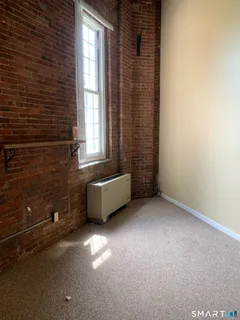 $212,000 | 150 Yantic Street, Unit 156, Norwich, CT 06360