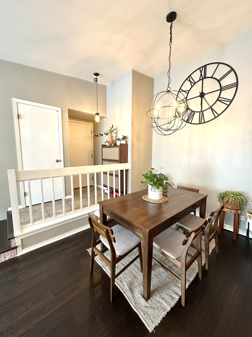 1300 McDowell Road, Unit 202 Naperville, IL 60563 - Photo 5 of 26 Gallery Image 5