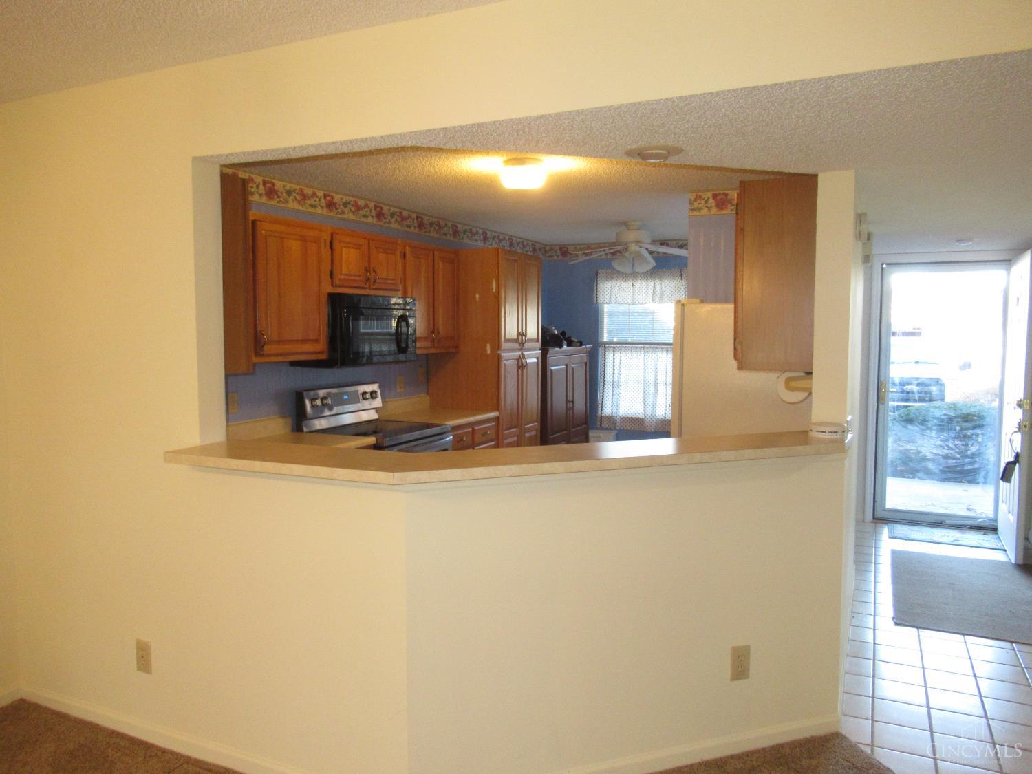 7620 Cheviot Road, Unit 403 Cincinnati, OH 45247 - Photo 9 of 33