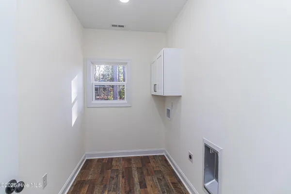 $327,500 | 105 Franklin Street, La Grange, NC 28551