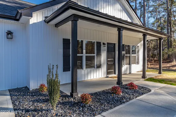 $327,500 | 105 Franklin Street, La Grange, NC 28551