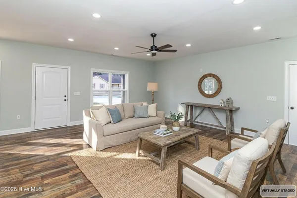 $327,500 | 105 Franklin Street, La Grange, NC 28551