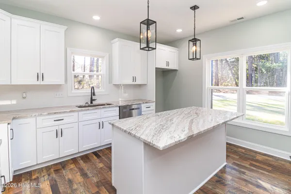 $327,500 | 105 Franklin Street, La Grange, NC 28551