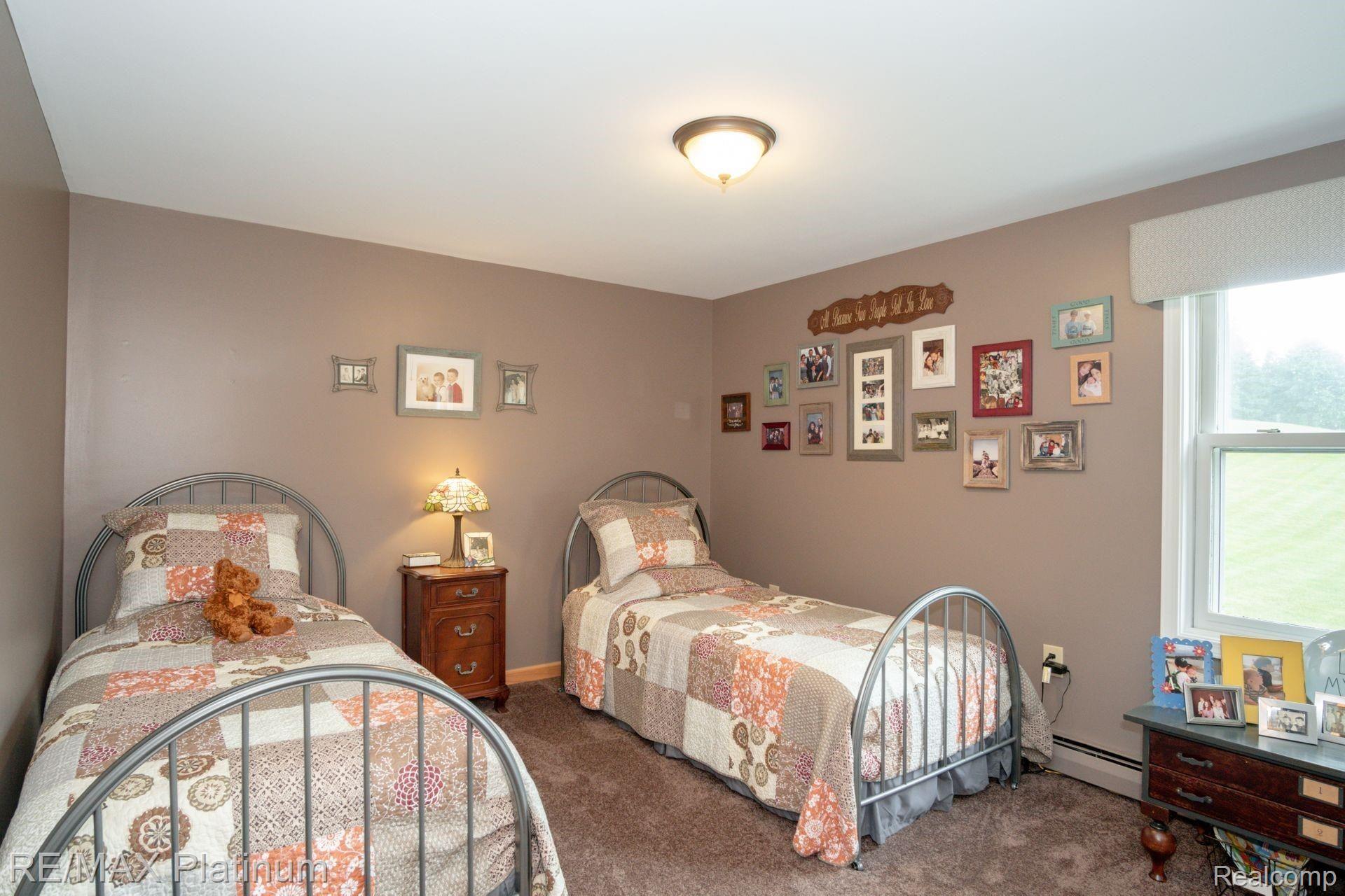 9433 Chambers Road Pinckney, MI 48169 - Photo 14 of 31 14.jpg
