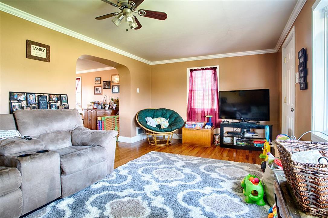 798 Georgetown Road Nazareth, PA 18064 - Photo 8 of 22 Gallery Image 8