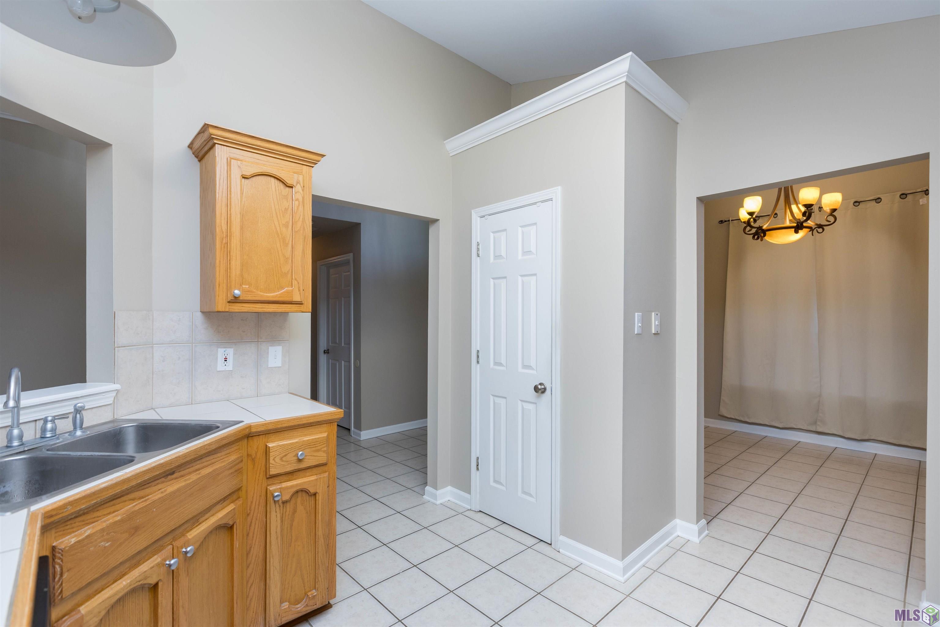 17460 Kaitlyn Drive Baton Rouge, LA 70817 - Photo 14 of 35