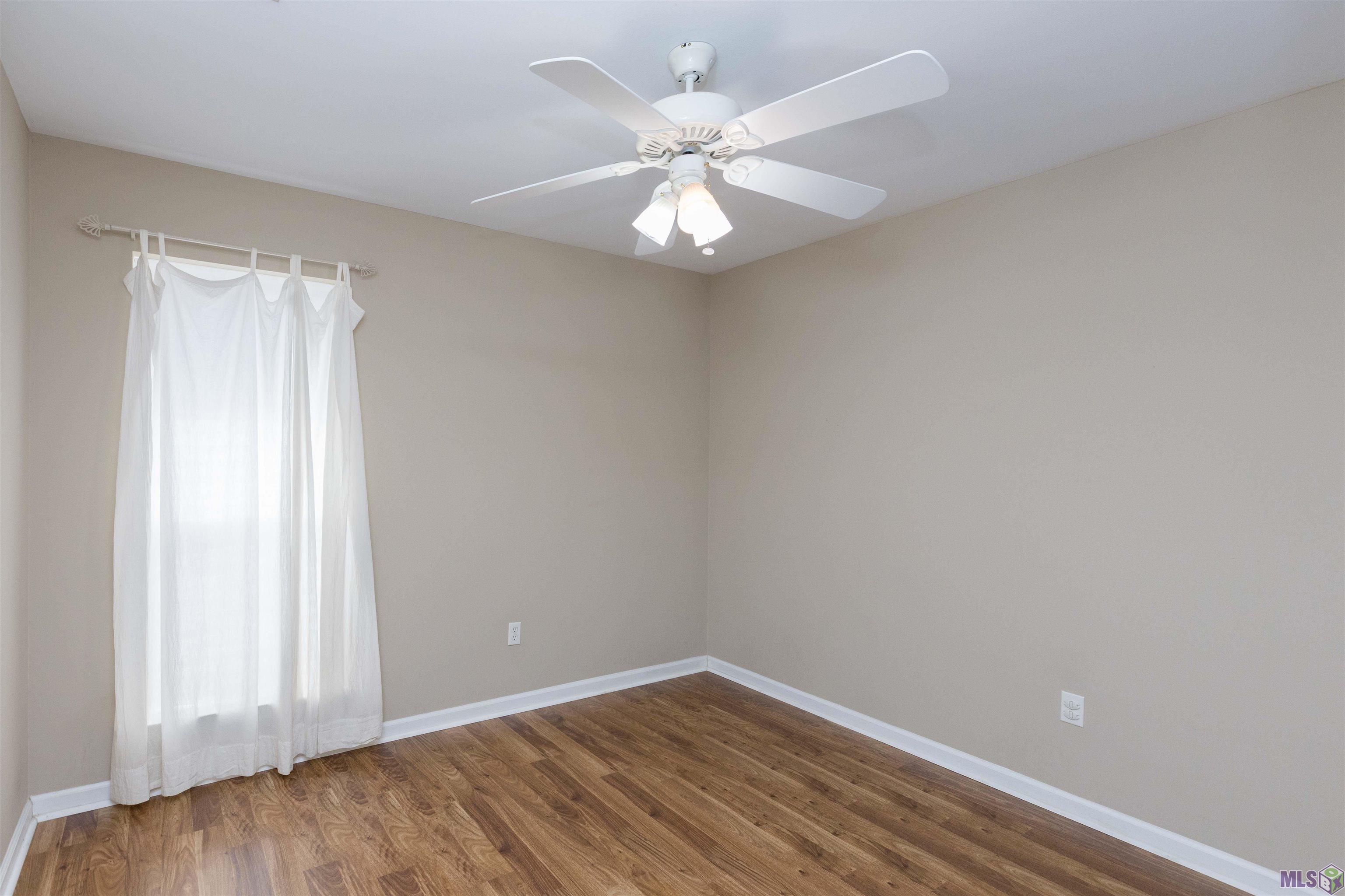 17460 Kaitlyn Drive Baton Rouge, LA 70817 - Photo 27 of 35 Bedroom 3