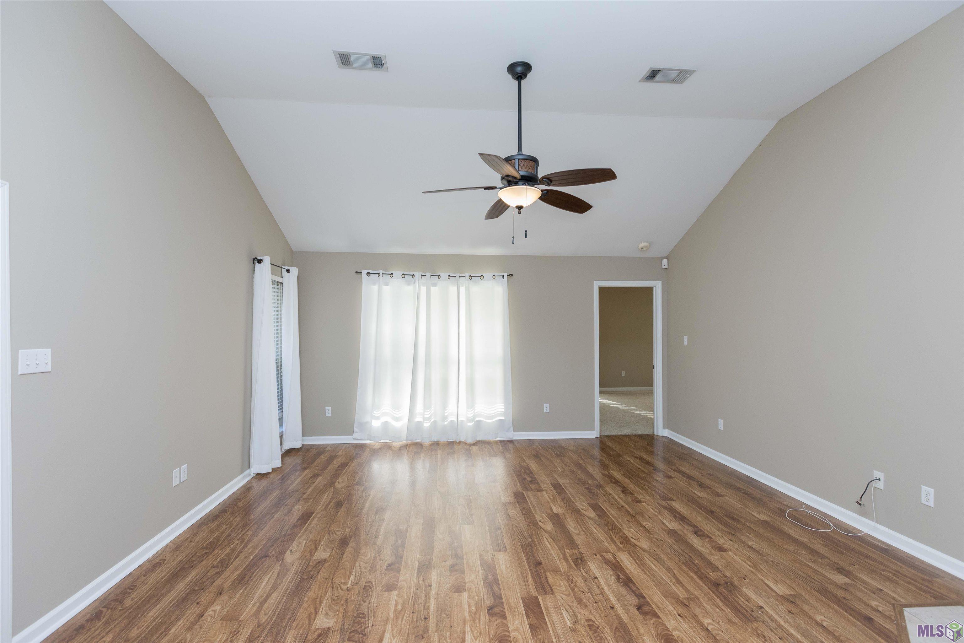 17460 Kaitlyn Drive Baton Rouge, LA 70817 - Photo 7 of 35