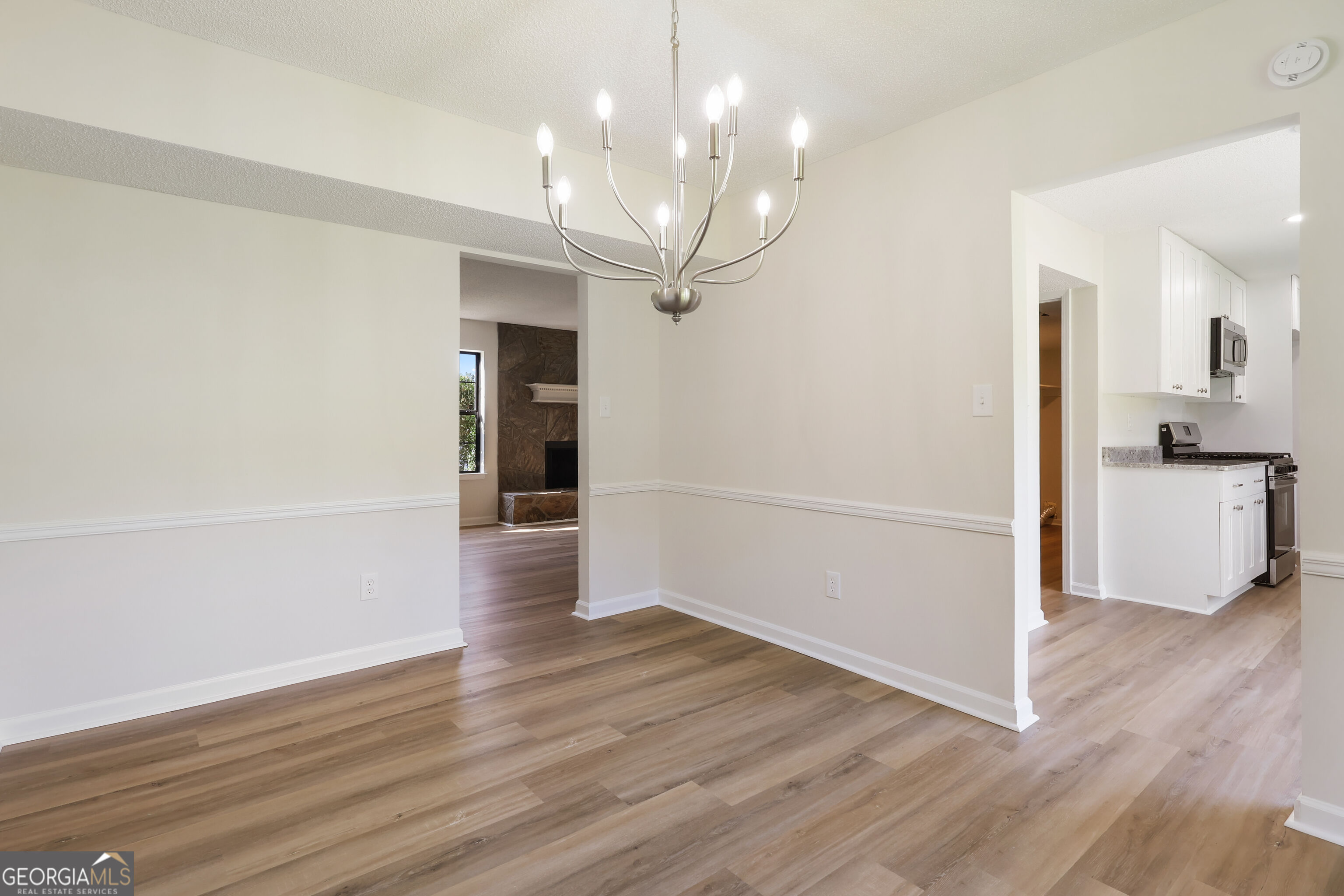 4068 Hunt Way Rex, GA 30273 - Photo 5 of 26 Gallery Image 5