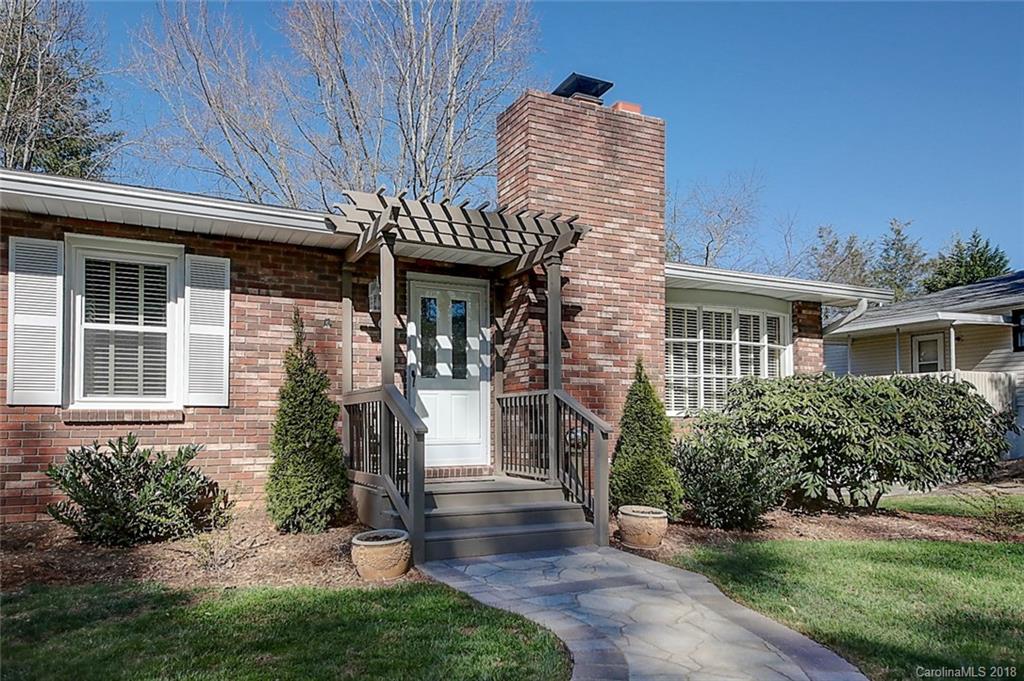 63 Underhill Road Hendersonville, NC 28792 - Photo 1 of 29 Gallery Image 1