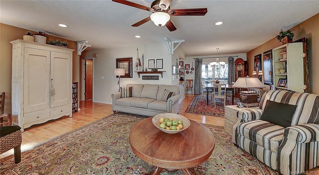 63 Underhill Road Hendersonville, NC 28792 - Photo 11 of 29 Gallery Image 11